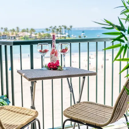 Beachfront With Sea Views Alcudia (Mallorca)
