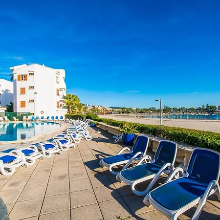 Beachfront With Sea Views Apartment